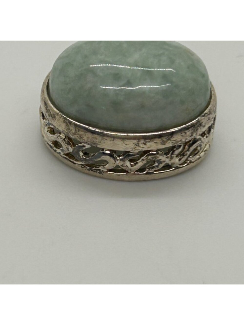 Vintage Green Agate Pendant Silver-Tone Oval Filigree Bezel Cabochon Stone - Picture 8 of 10